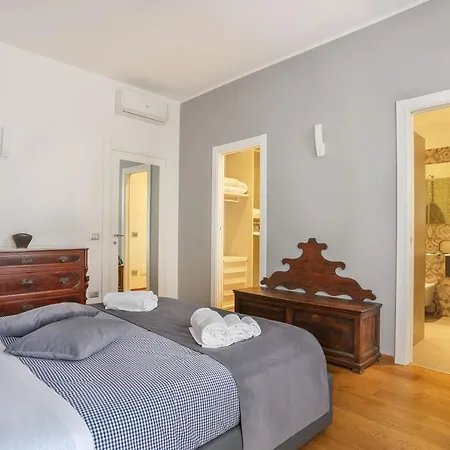 Luxury Pontevecchio 5 Stars
