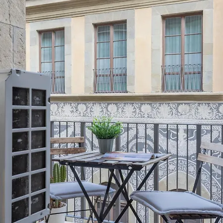 Luxury Pontevecchio 5 Stars Апартаменты *